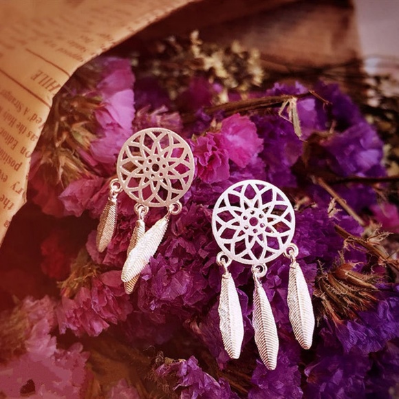 NEW dream catcher earrings - Picture 5 of 6